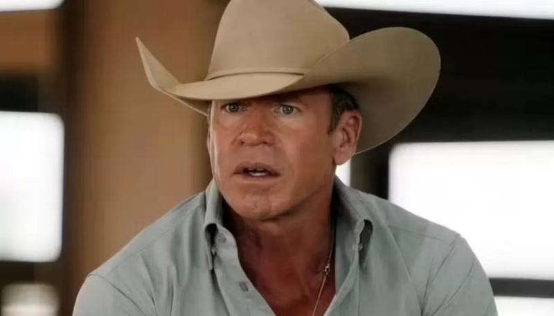 Создатель "Йеллоустоуна" и "Короля Талсы" уходит из Paramount