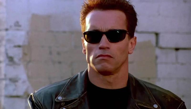 Джеймс Кэмерон снимет «Терминатор» без Арнольда Шварценеггера