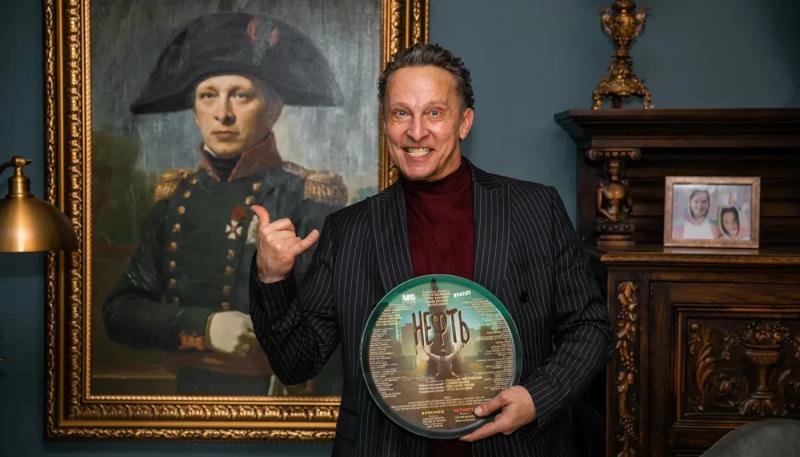 Иван Охлобыстин и Кристина Асмус сыграют в сериале "Нефть"