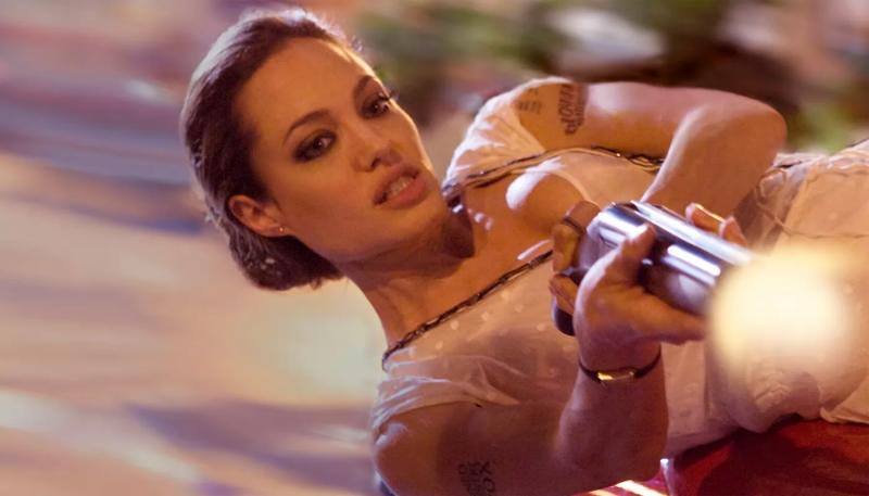 Тимур Бекмамбетов назвал условие выхода сиквела «Особо опасен»