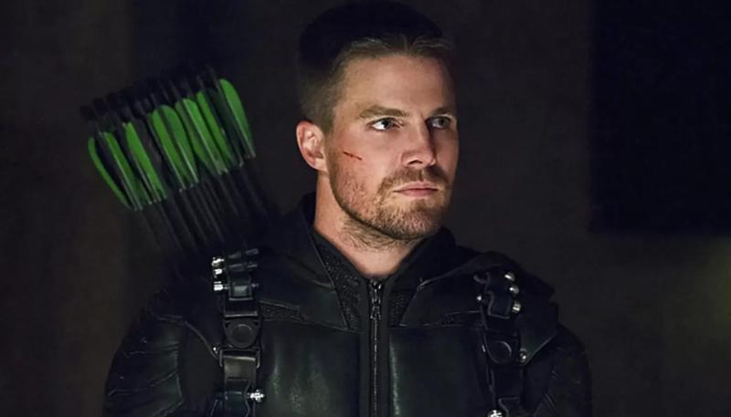 Звезда сериала «Стрела» возглавит перезагрузку «Спасателей Малибу»