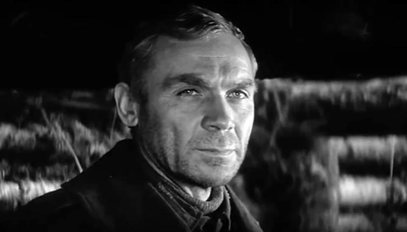 Звезде фильма «Проверка на дорогах» исполнилось 100 лет