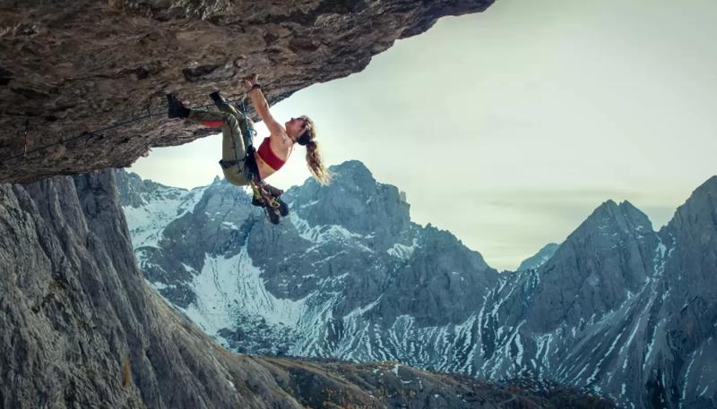 Перезапуск боевика «Скалолаз» заморожен
